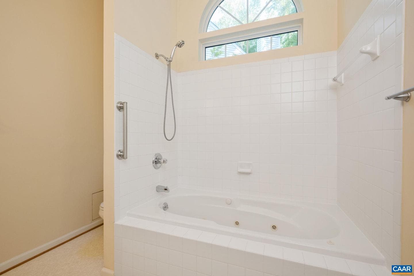 1245 Raintree Dr photo 17