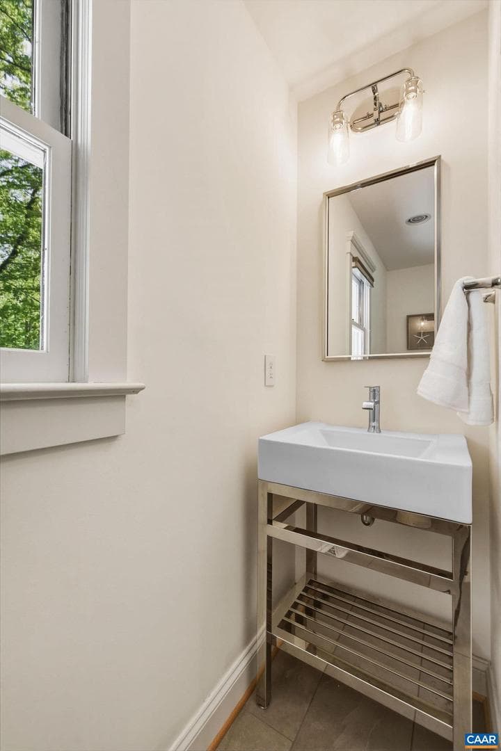 755 Lochridge Ln photo 38