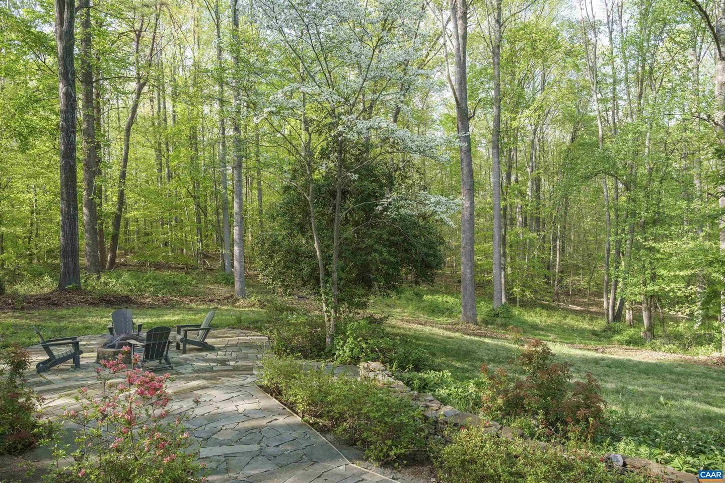755 Lochridge Ln photo 9