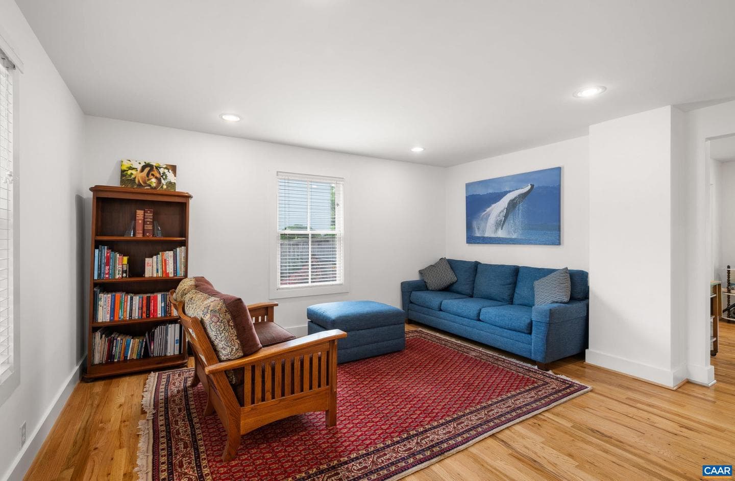 423 Meade Ave photo 2