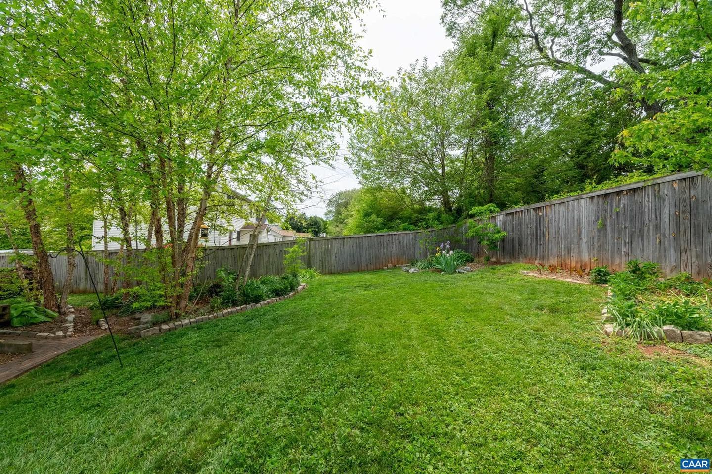423 Meade Ave photo 43