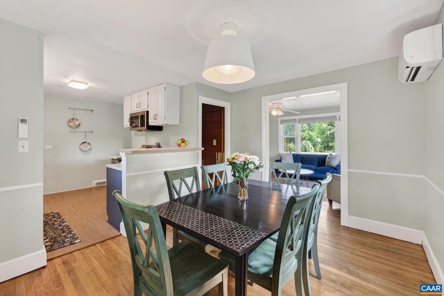 1023 Forest Hills Ave photo 12