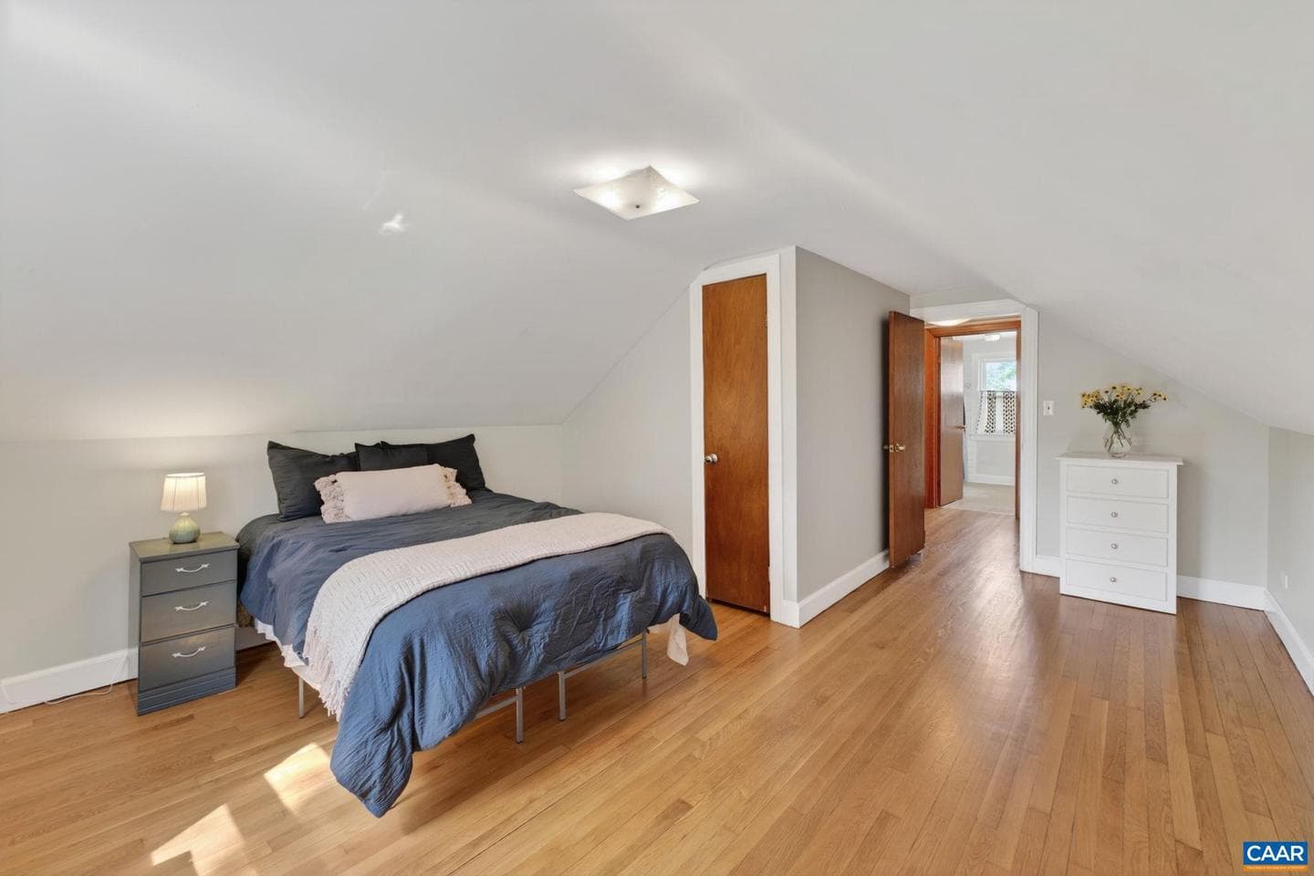 1023 Forest Hills Ave photo 25