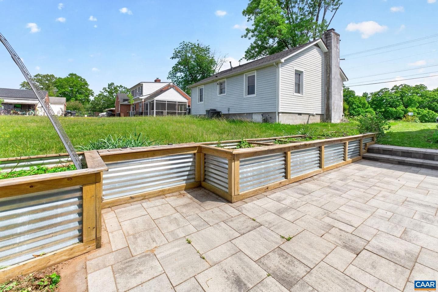 1023 Forest Hills Ave photo 39