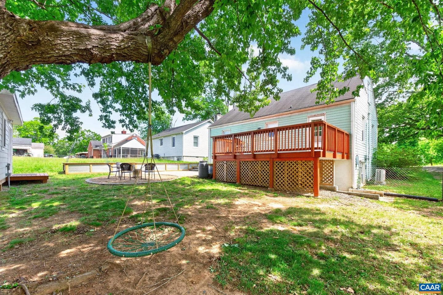 1023 Forest Hills Ave photo 43
