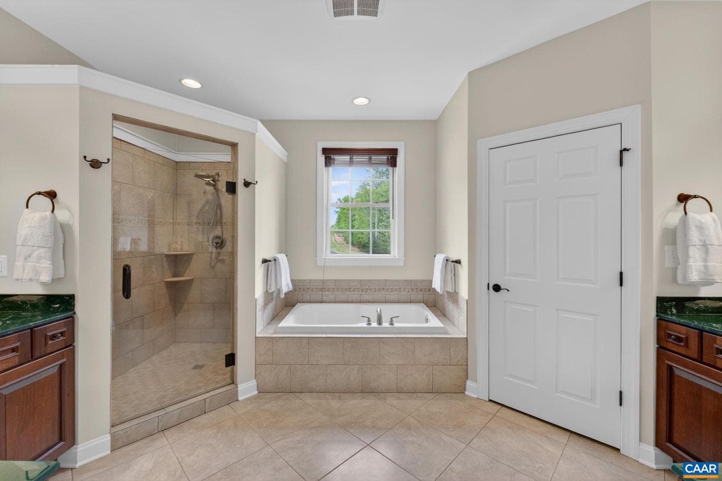 496 Bowlers Mill Run photo 32