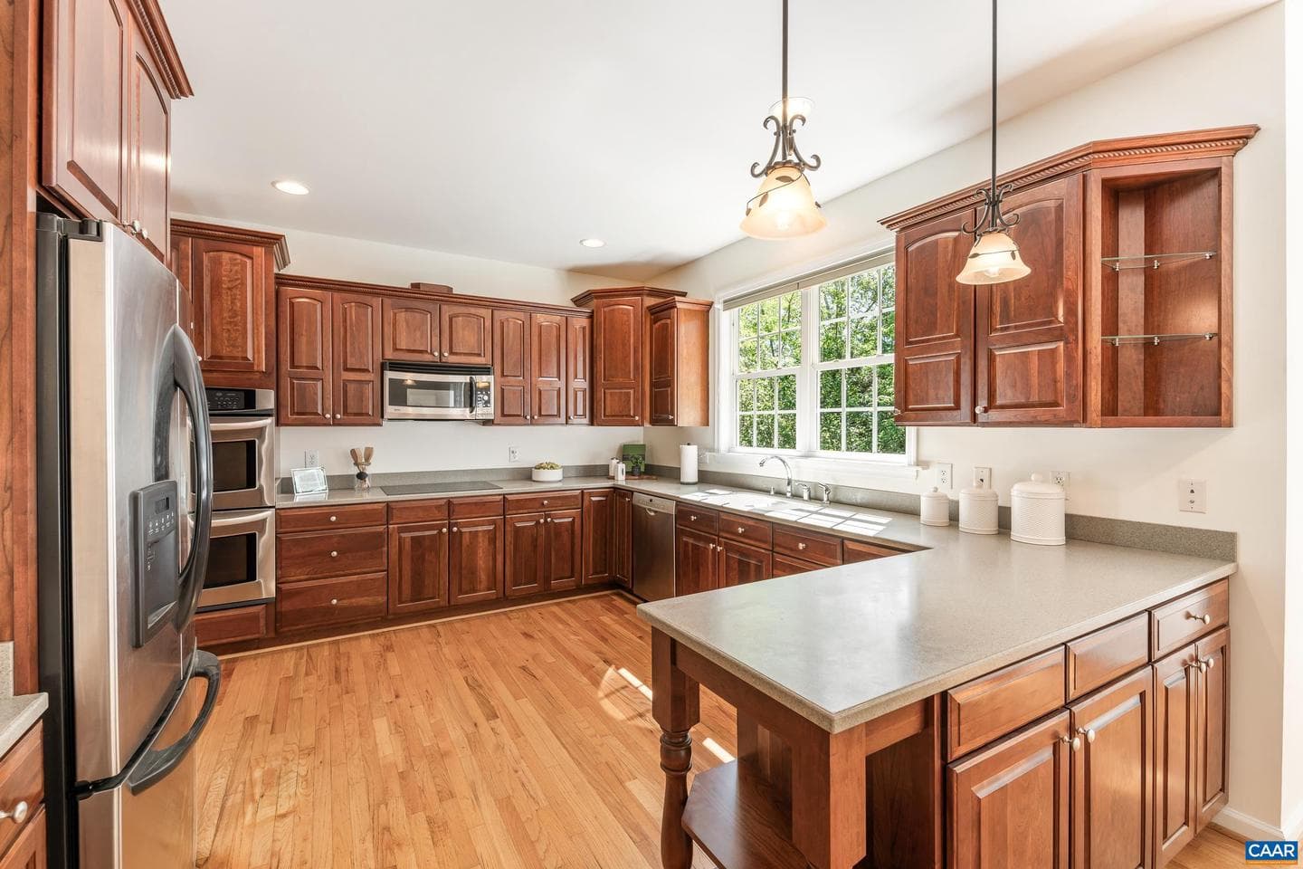 1353 Singleton Ln photo 18