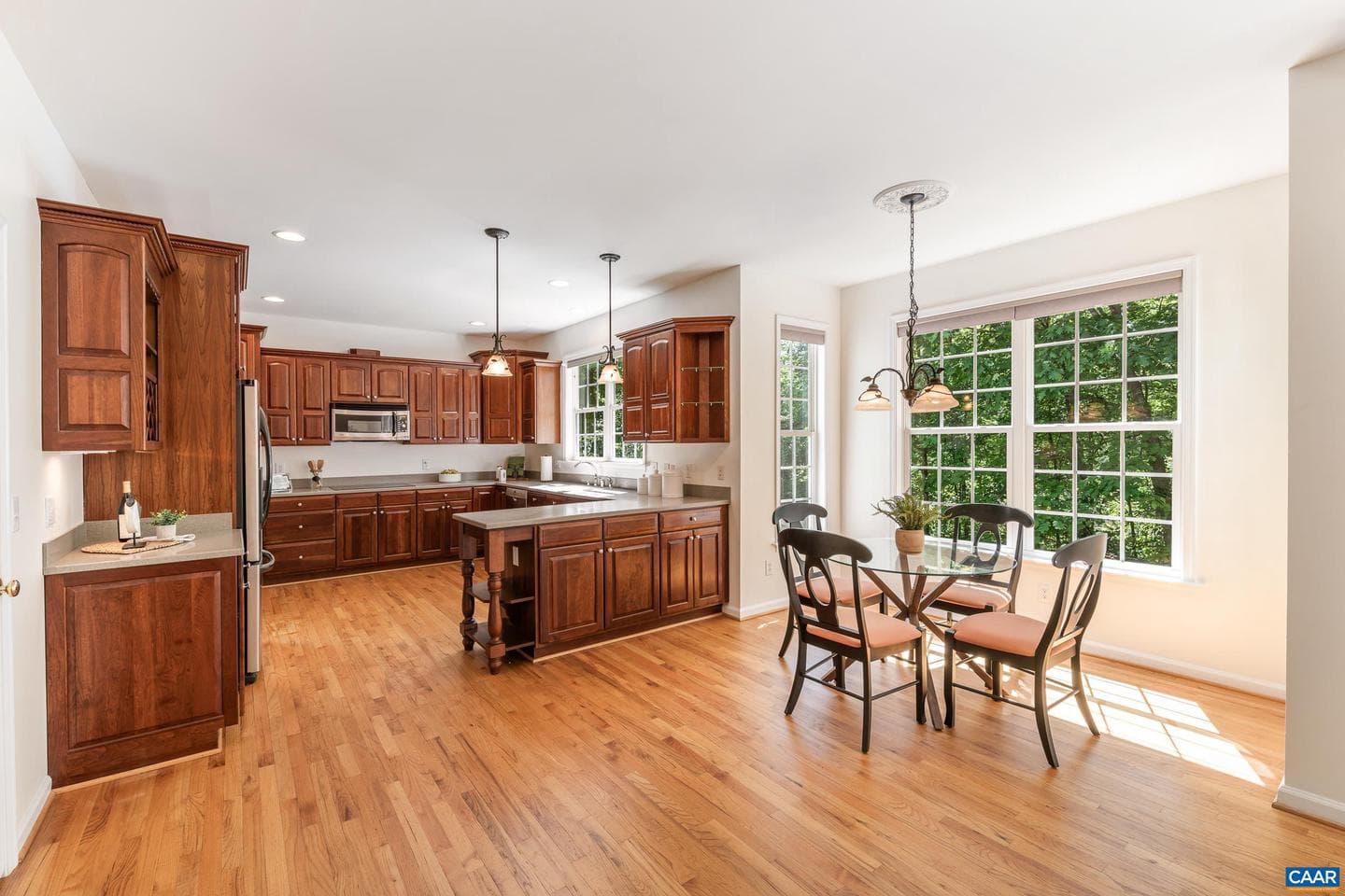 1353 Singleton Ln photo 20