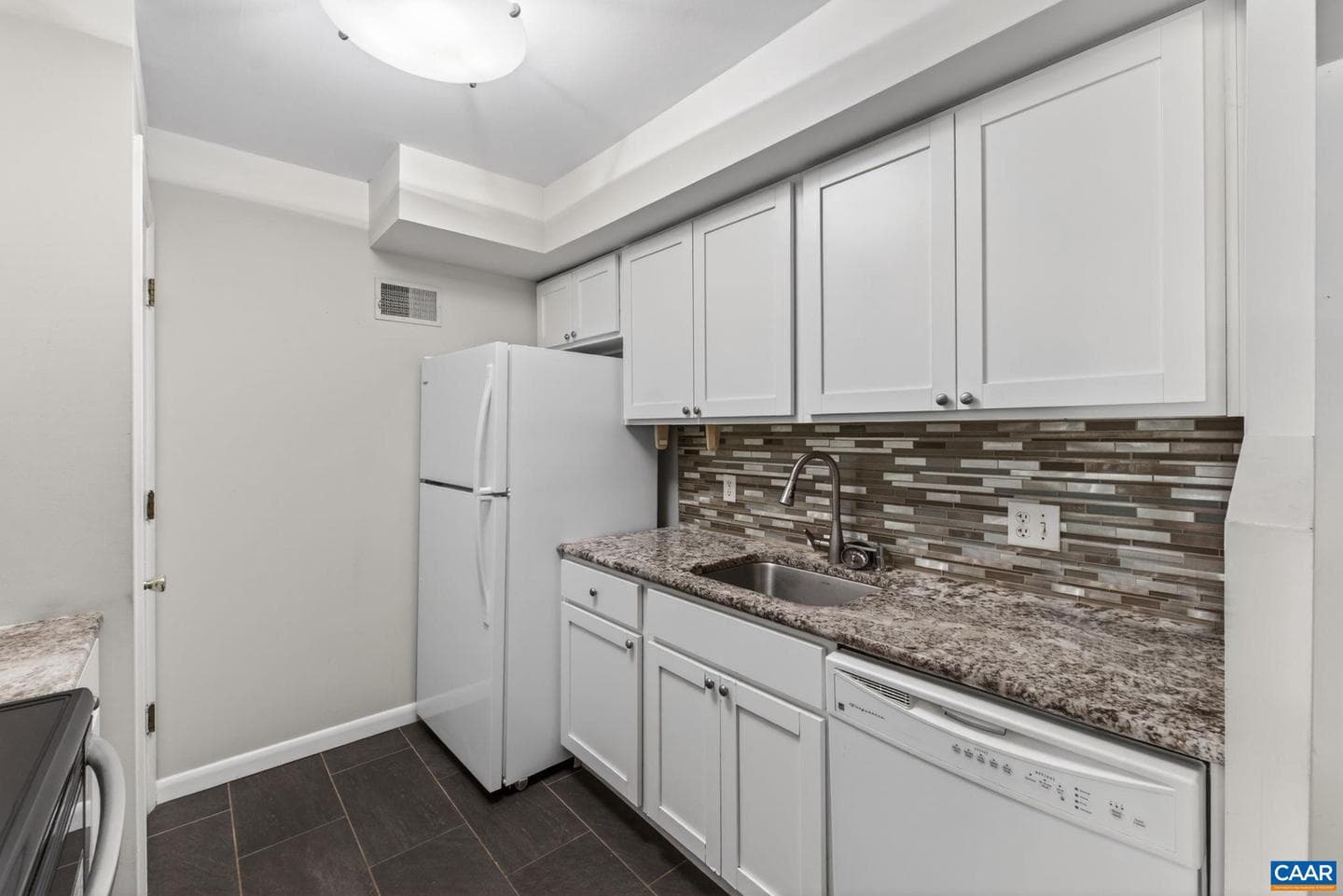 103 Turtle Creek Rd #8 photo 11