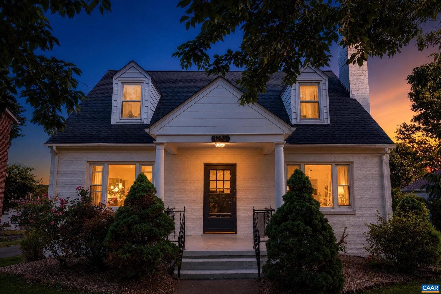 1036 Locust Ave photo 8