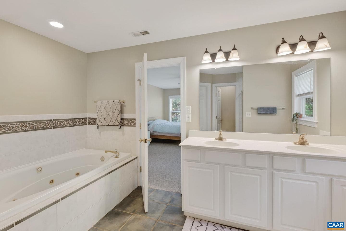 1663 Appian Way photo 26