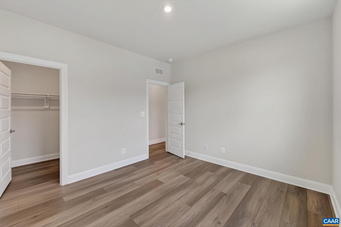 1198 Sablewood Dr photo 39