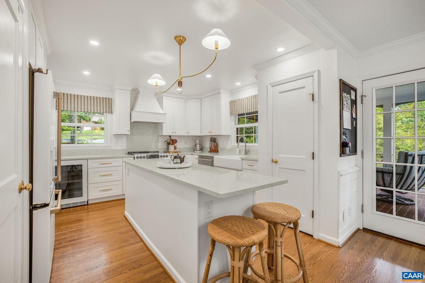 1500 Perth Ct photo 19