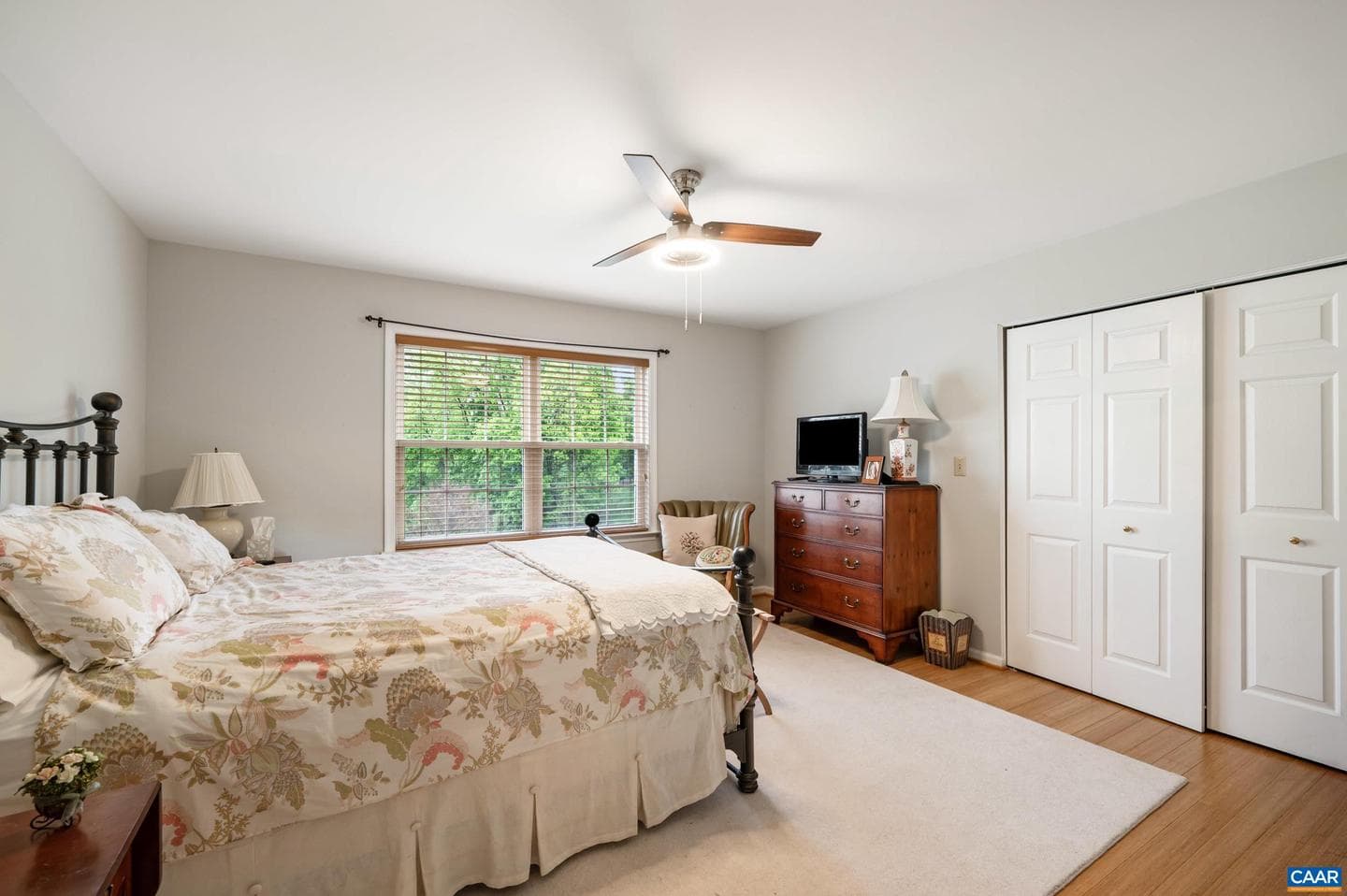 989 Clearfields Ln photo 23