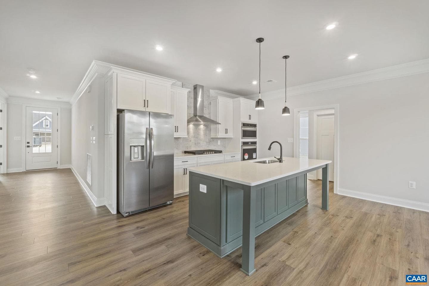 305 Sunbird Ln photo 23