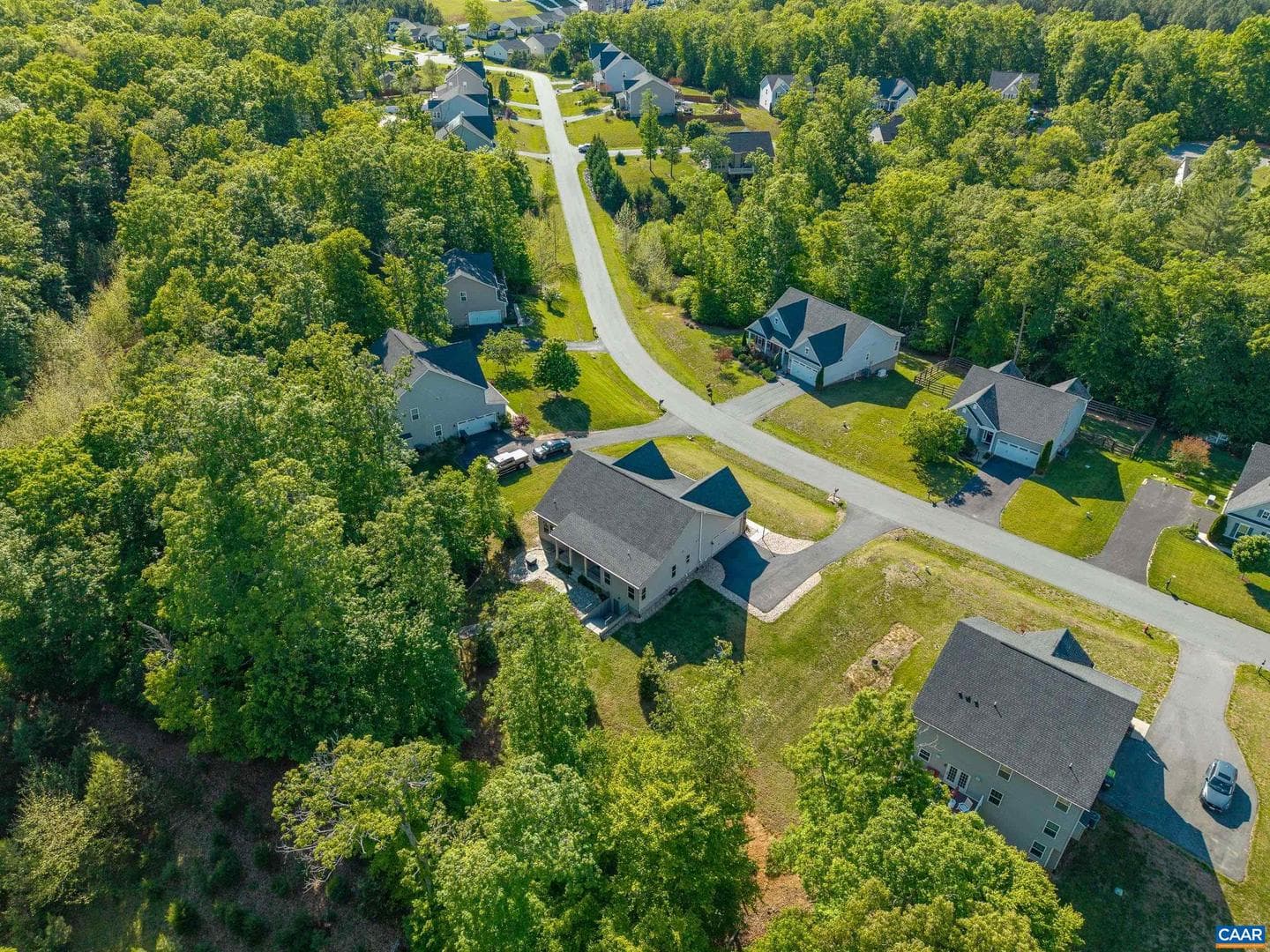 302 Manor Blvd photo 55
