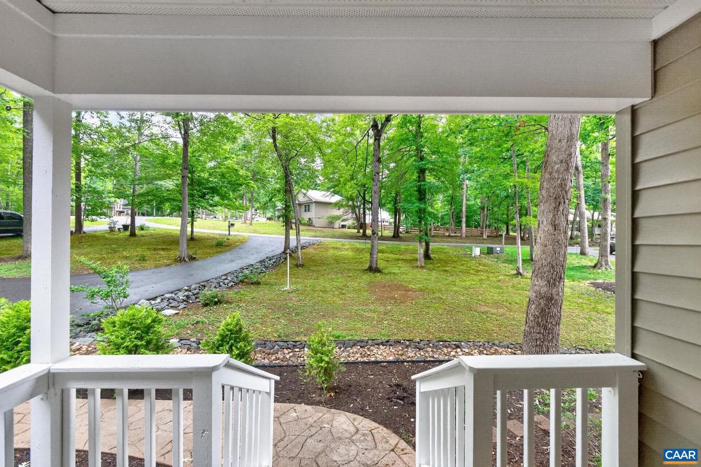 75 Riverside Dr photo 30