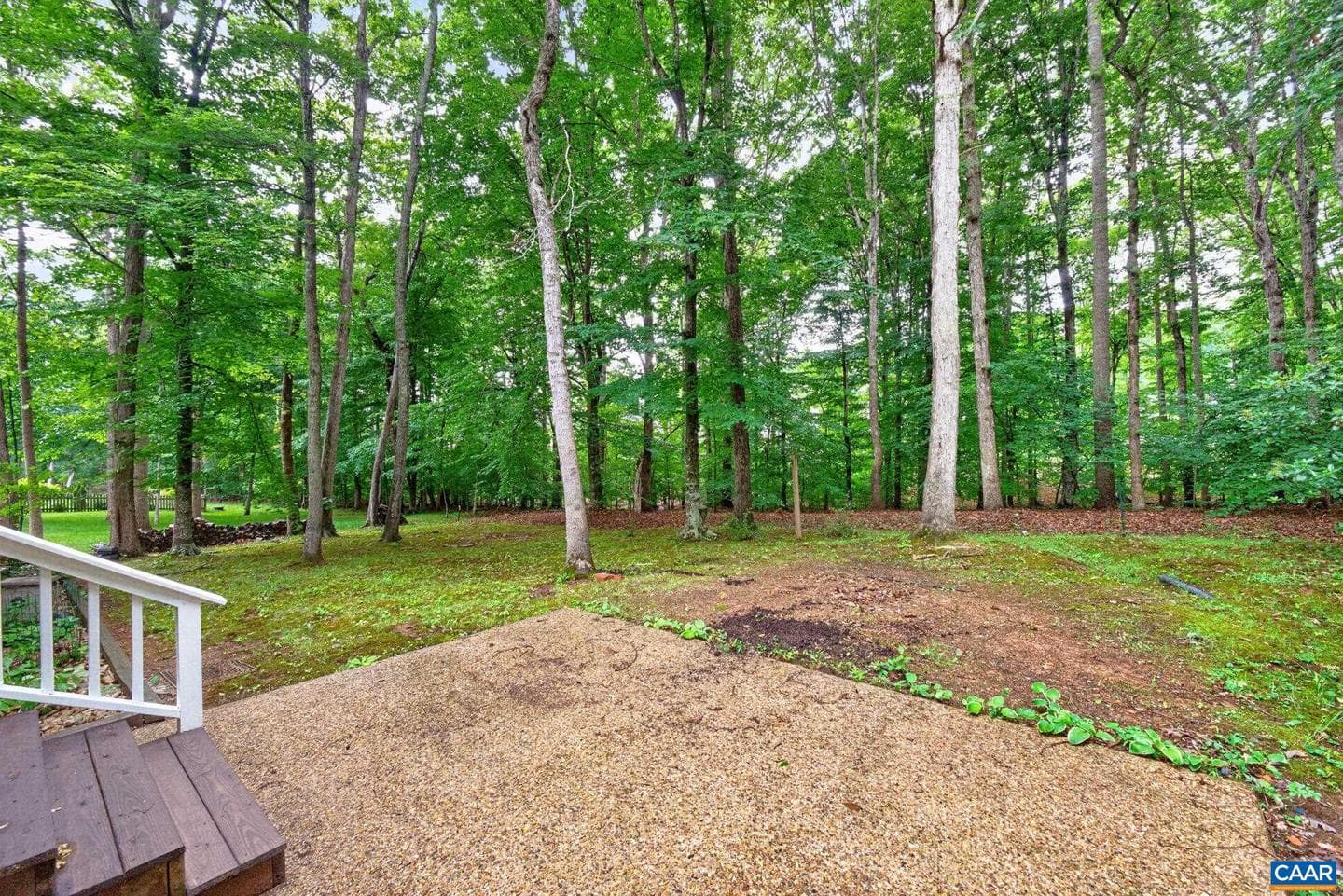 75 Riverside Dr photo 33