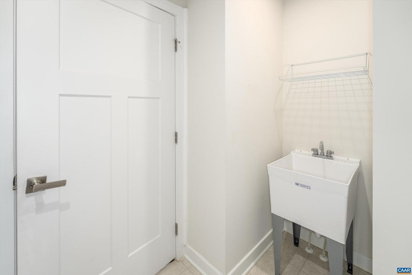 93 Archer Dr photo 40