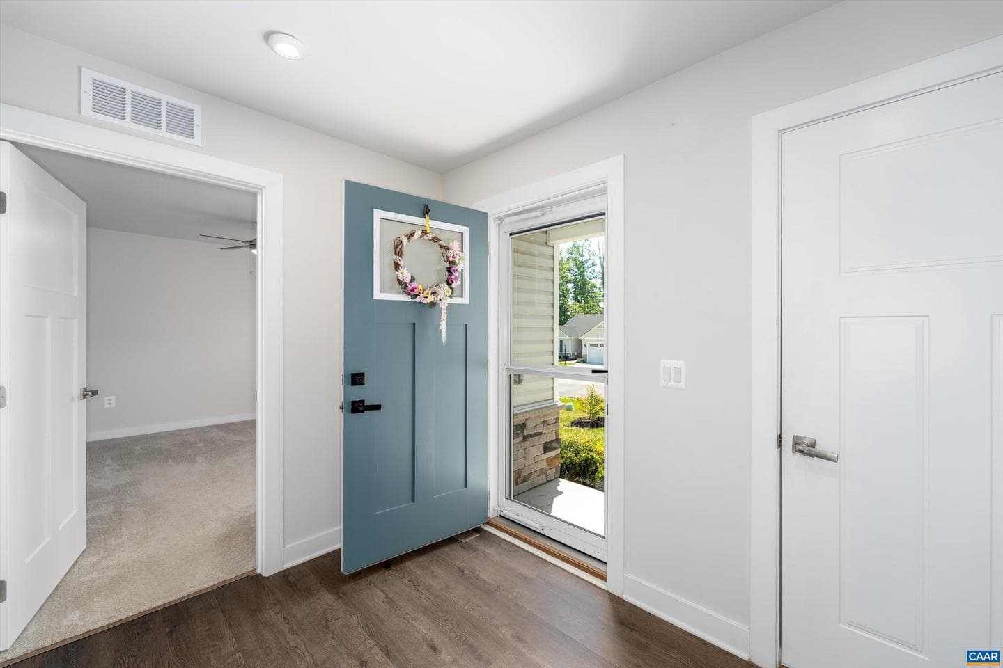 93 Archer Dr photo 7