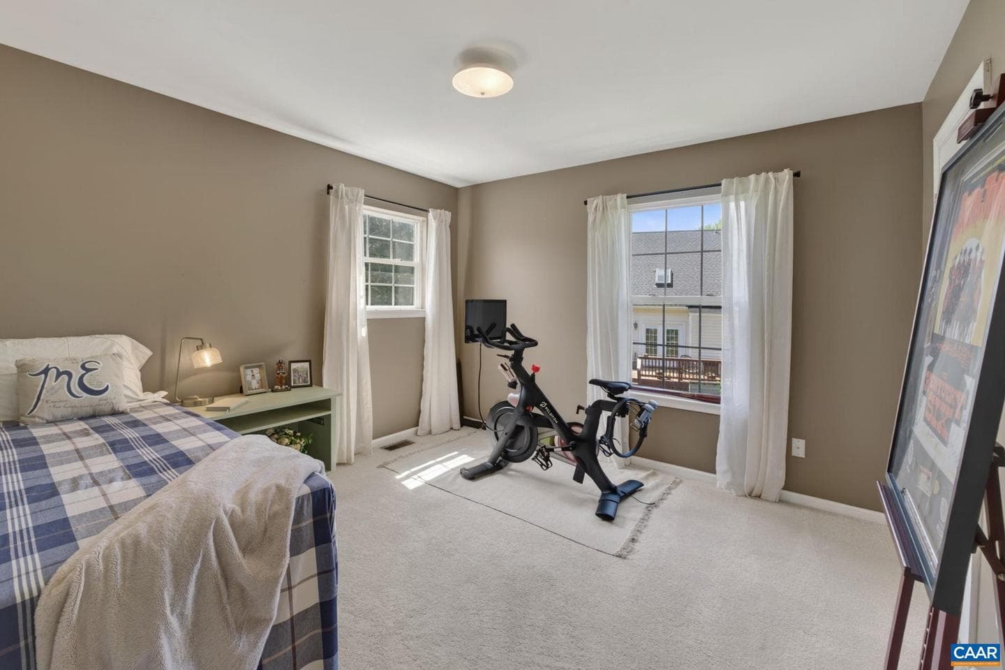 1557 Primrose Ln photo 22