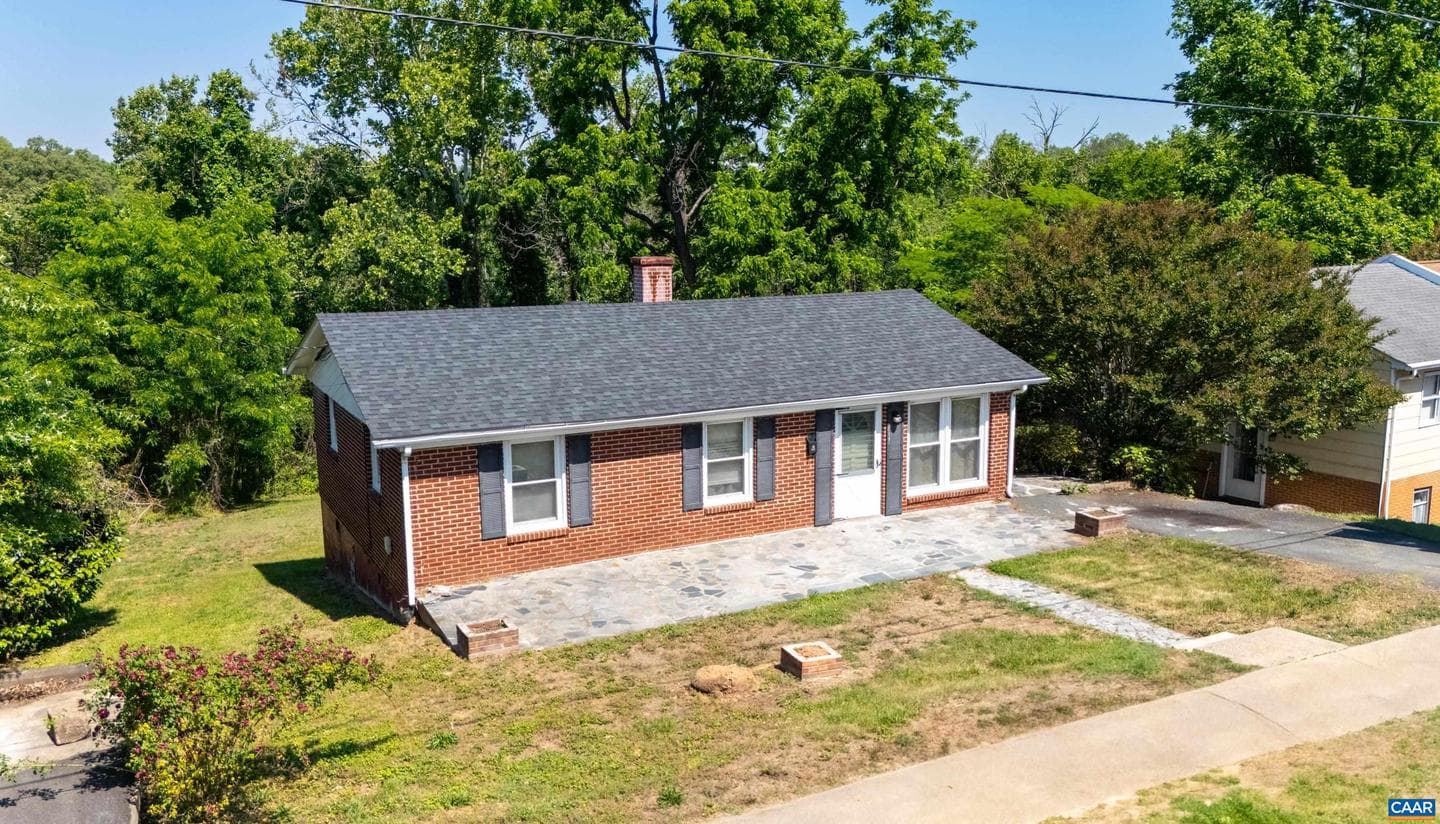 837 Ridge St photo 43