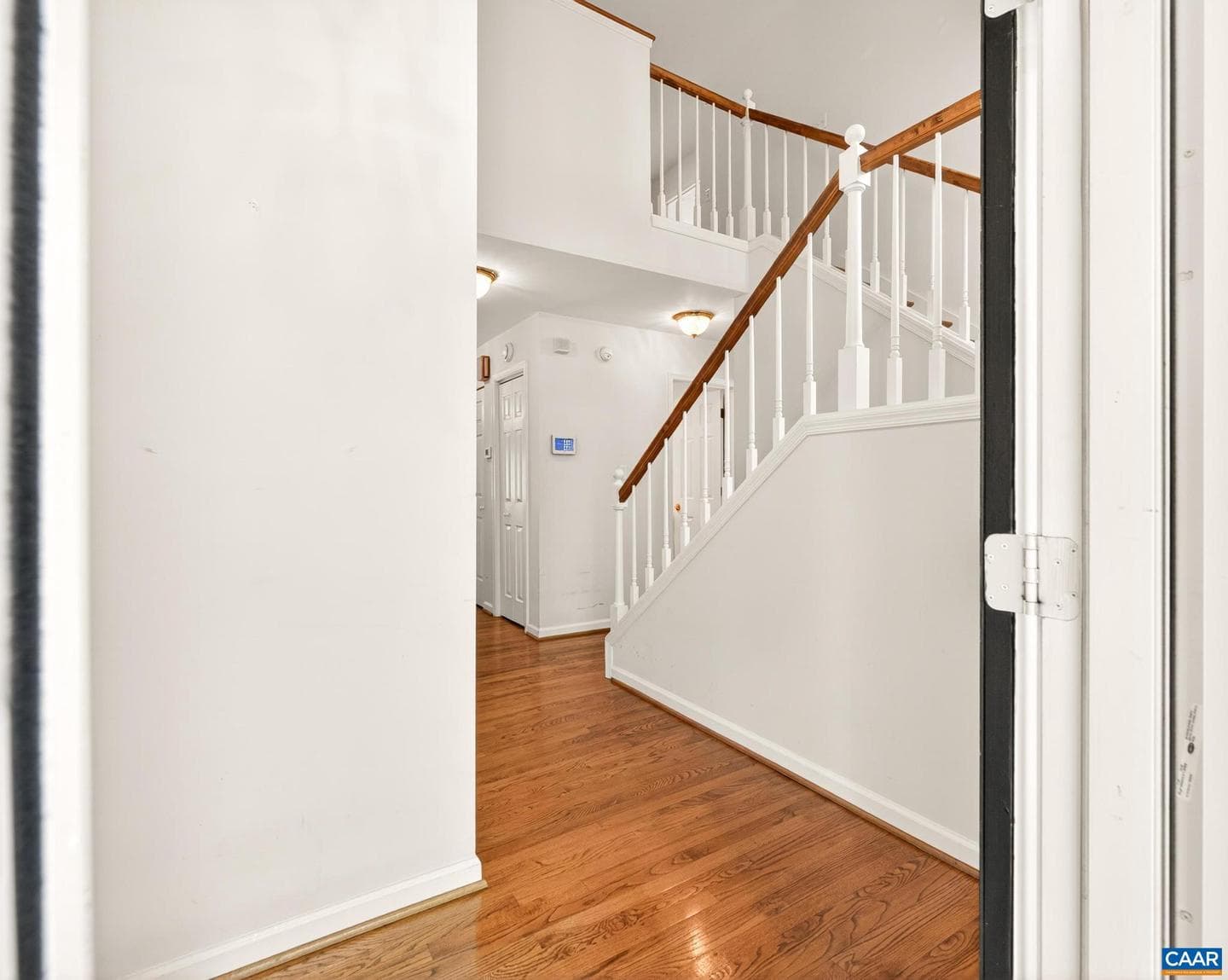 54 Amethyst Rd photo 10