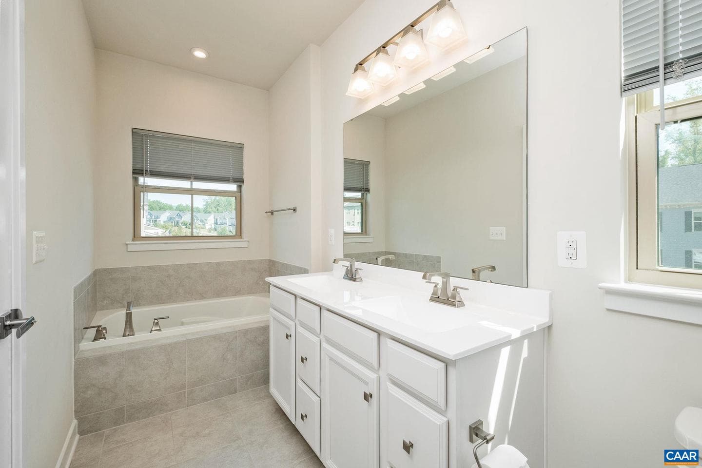 3721 Sedgewick Ln photo 19