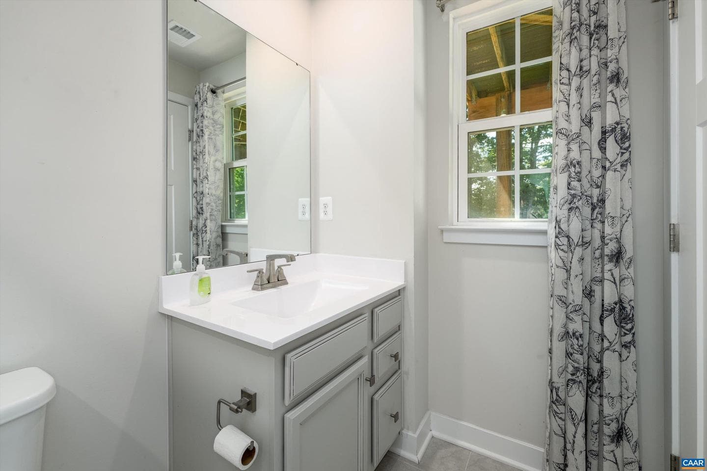 3225 Acadia Dr photo 11