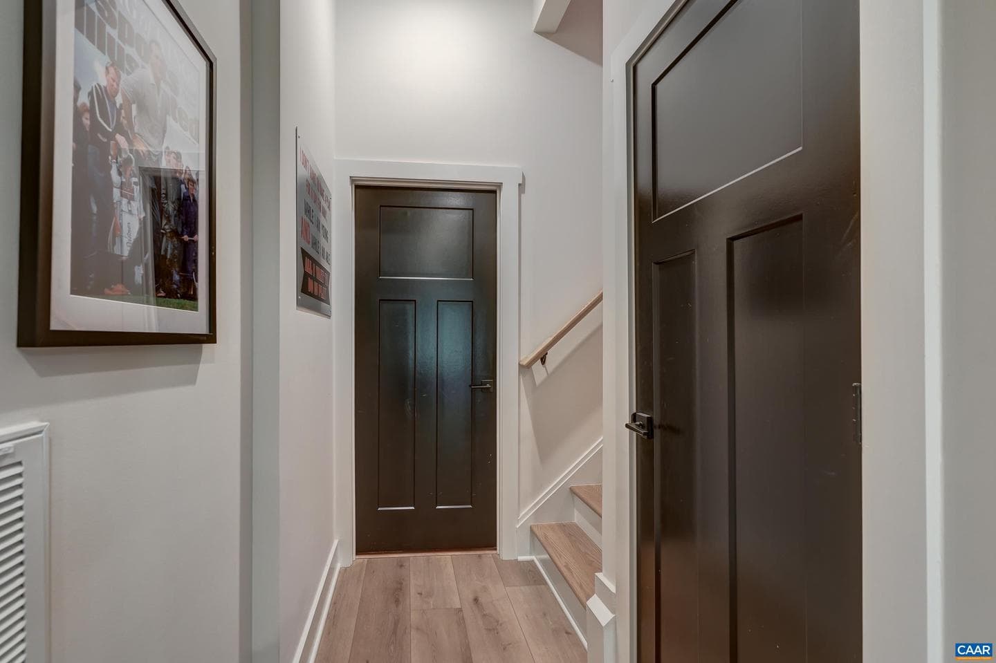 3327 Rowcross St photo 51