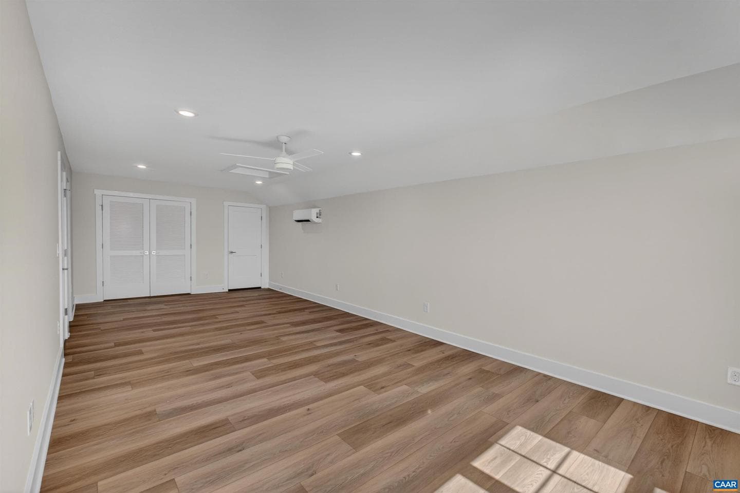 7526 Steep Rock Dr photo 33