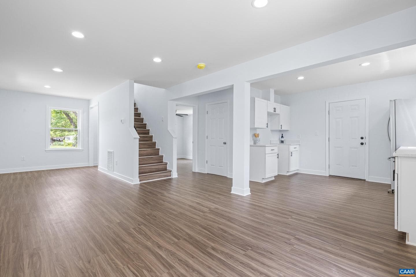 3418 Ridge Rd photo 9