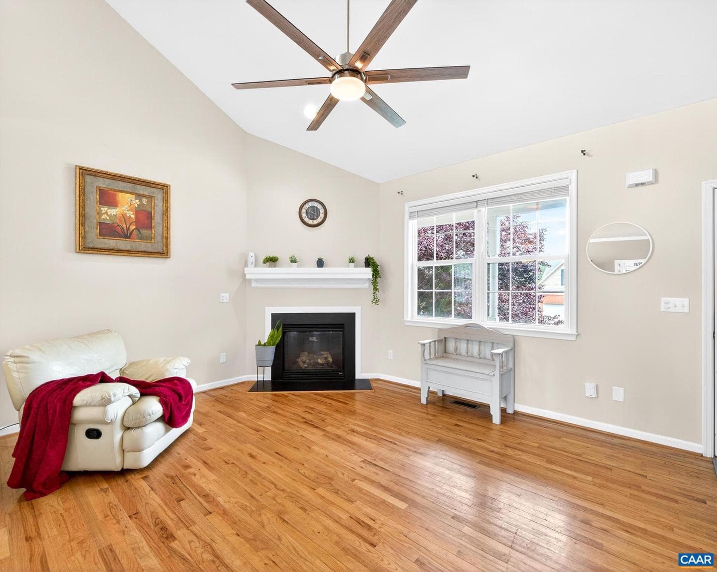 360 Bayberry Way photo 27