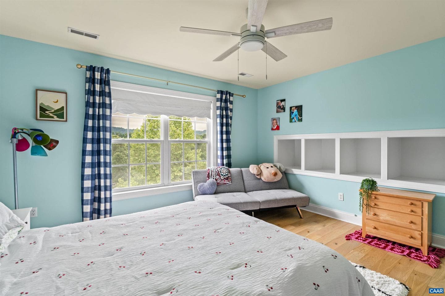 560 Rolling Valley Ct photo 15