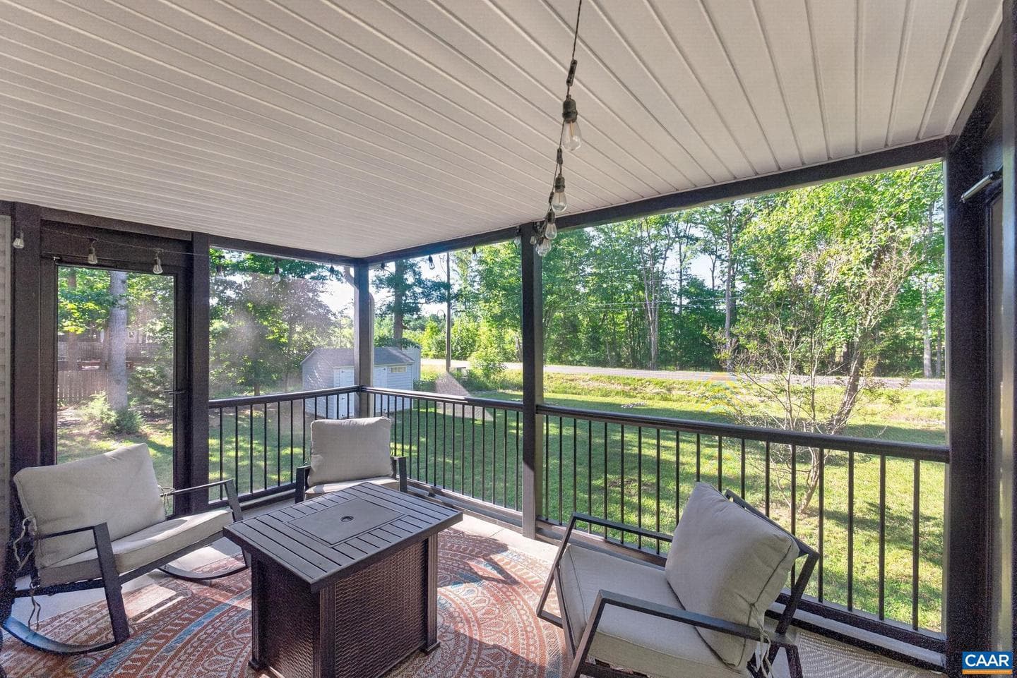 137 Jefferson Dr photo 37