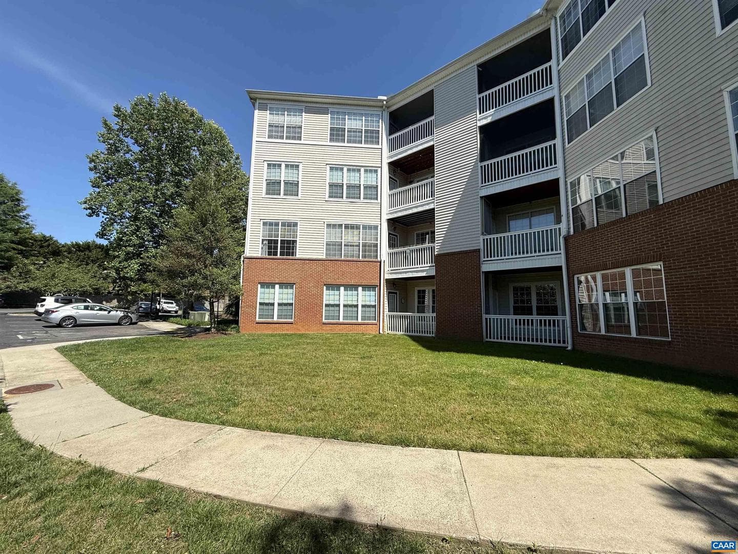270 Riverbend Dr #1f photo 27