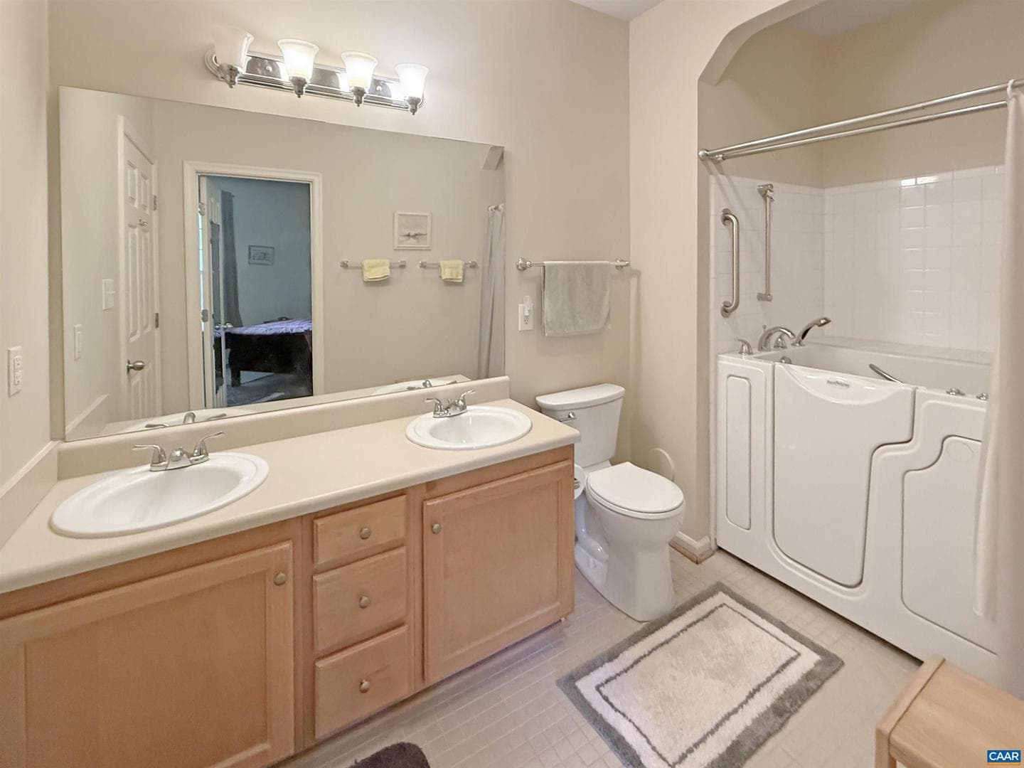 270 Riverbend Dr #1f photo 9