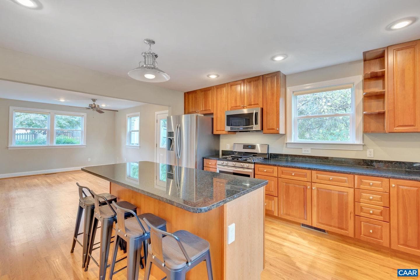 2313 Wayne Ave photo 14