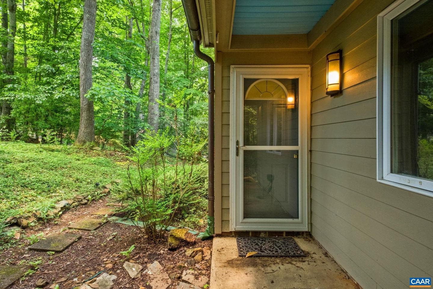 1238 Timberbranch Ct photo 4