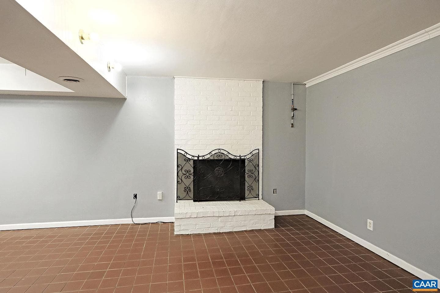 2131 Viburnum Ct photo 13
