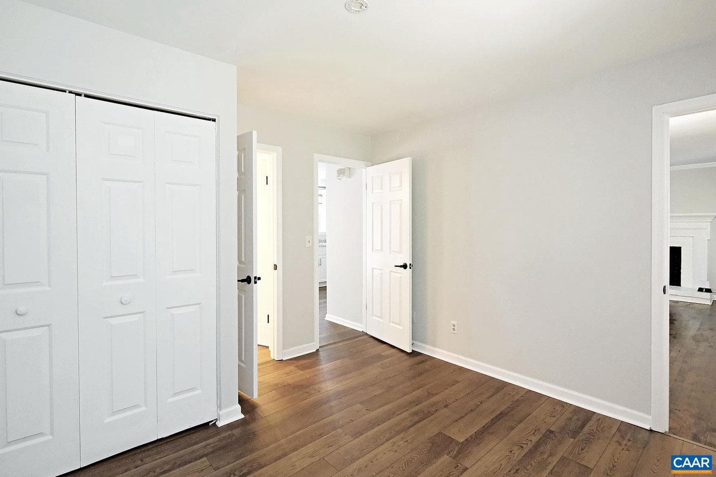 2131 Viburnum Ct photo 7