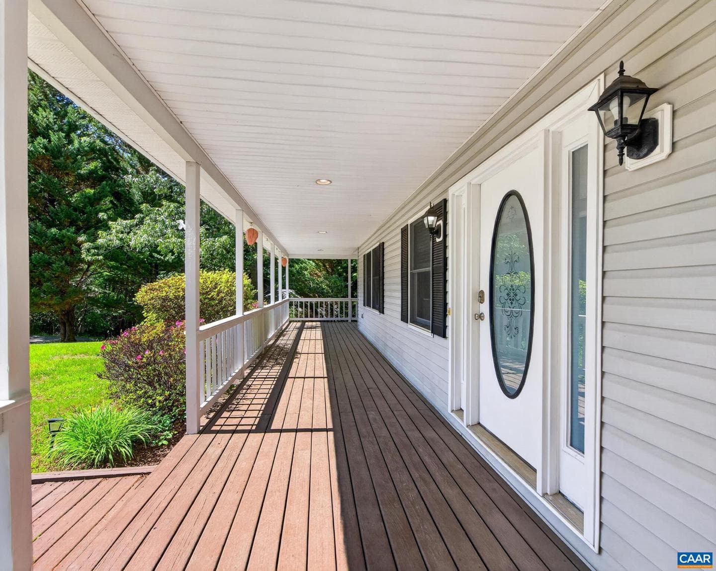 504 Deer Dr photo 11