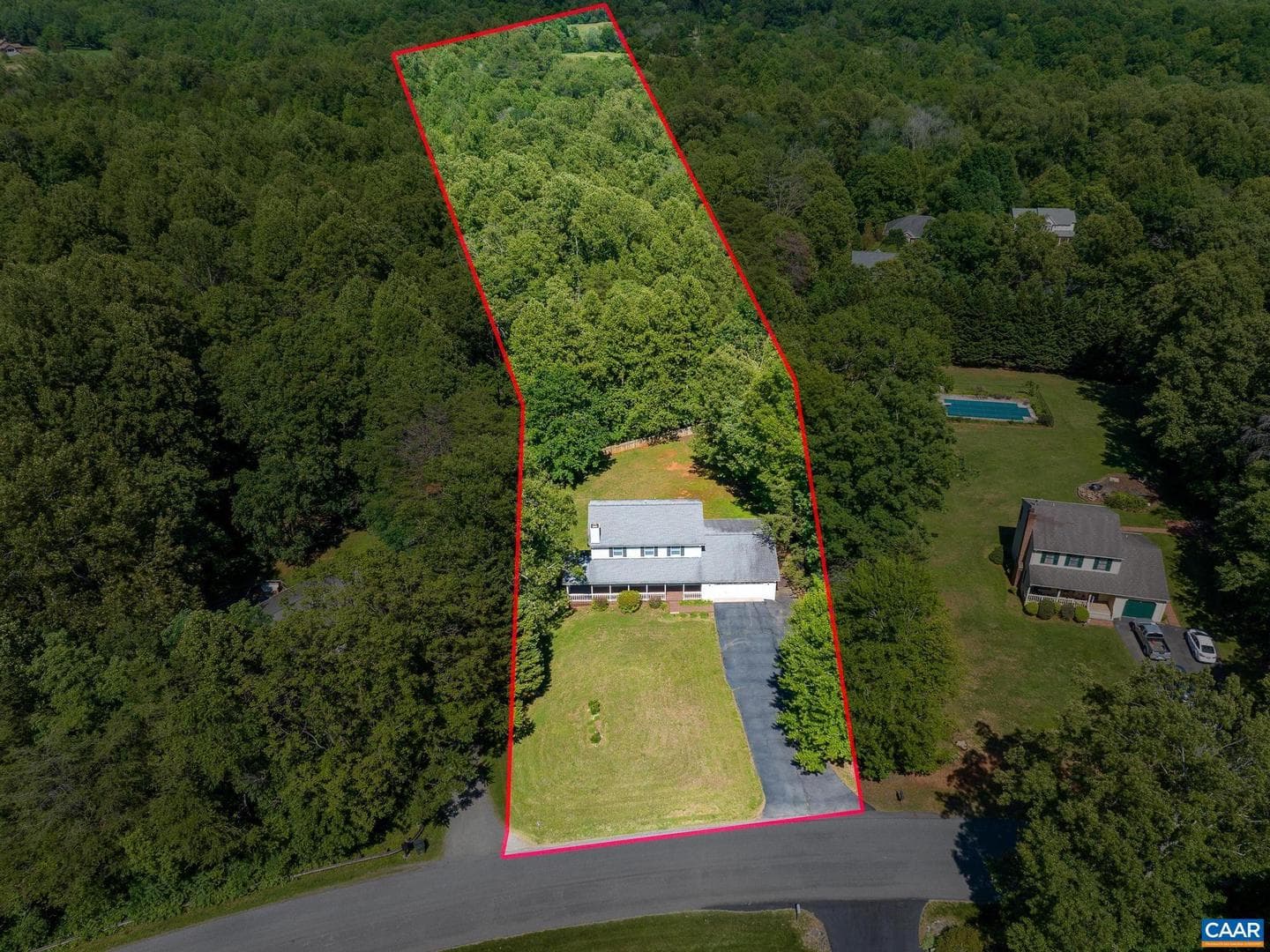 504 Deer Dr photo 6