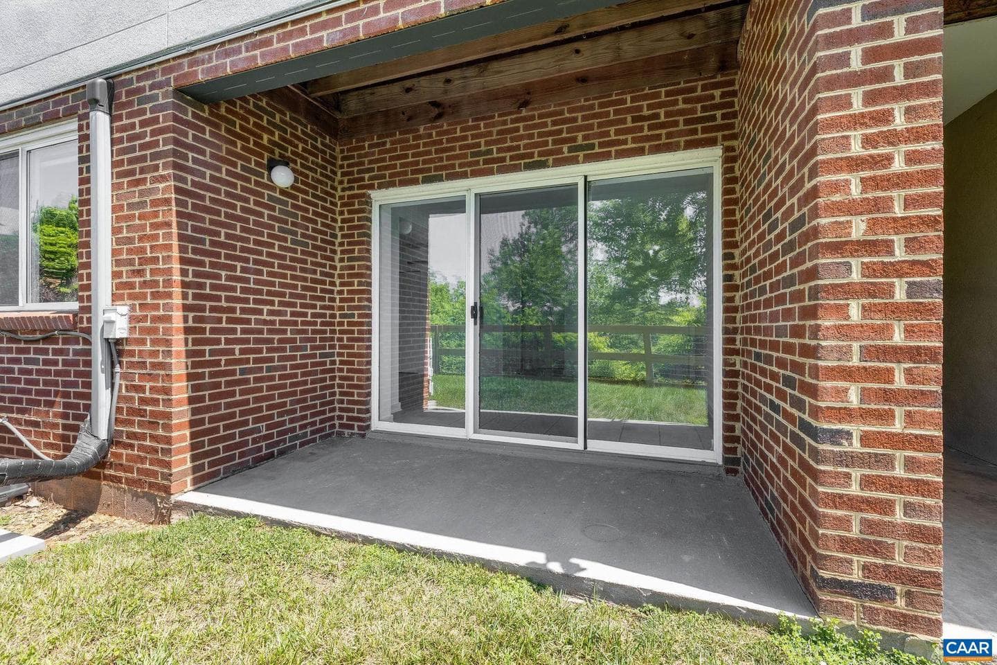 1604 Monticello Ave #a photo 3