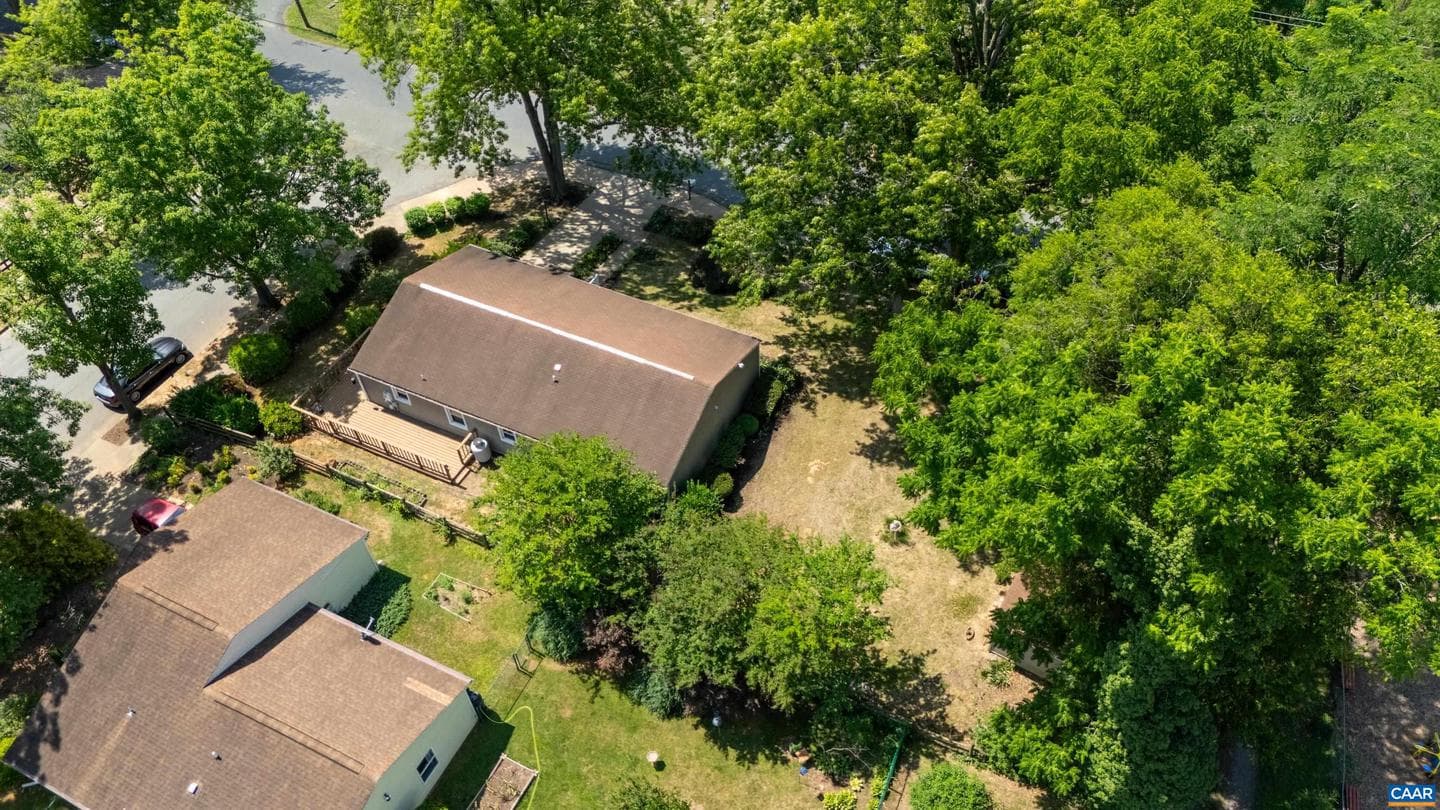 213 Oak St photo 60