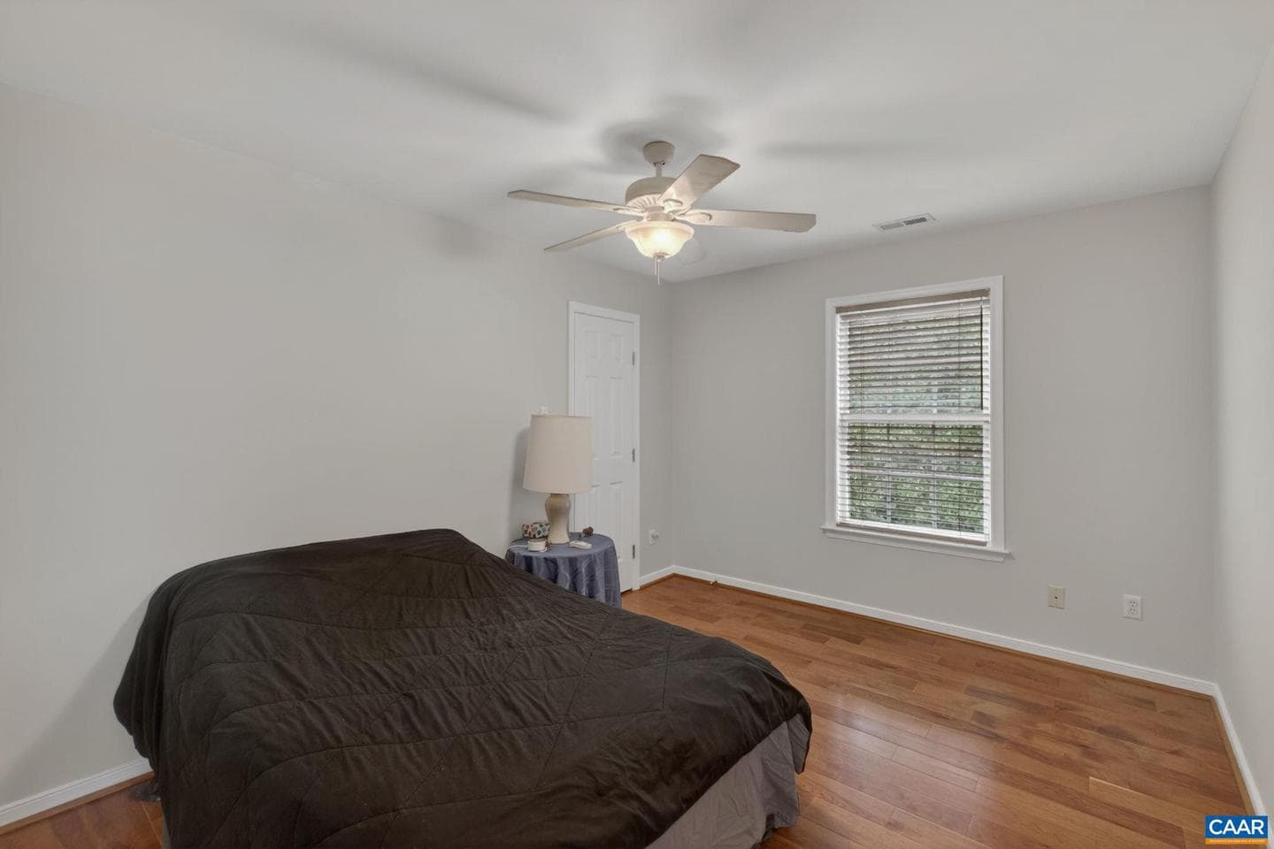 1092 Wintergreen Ln photo 22