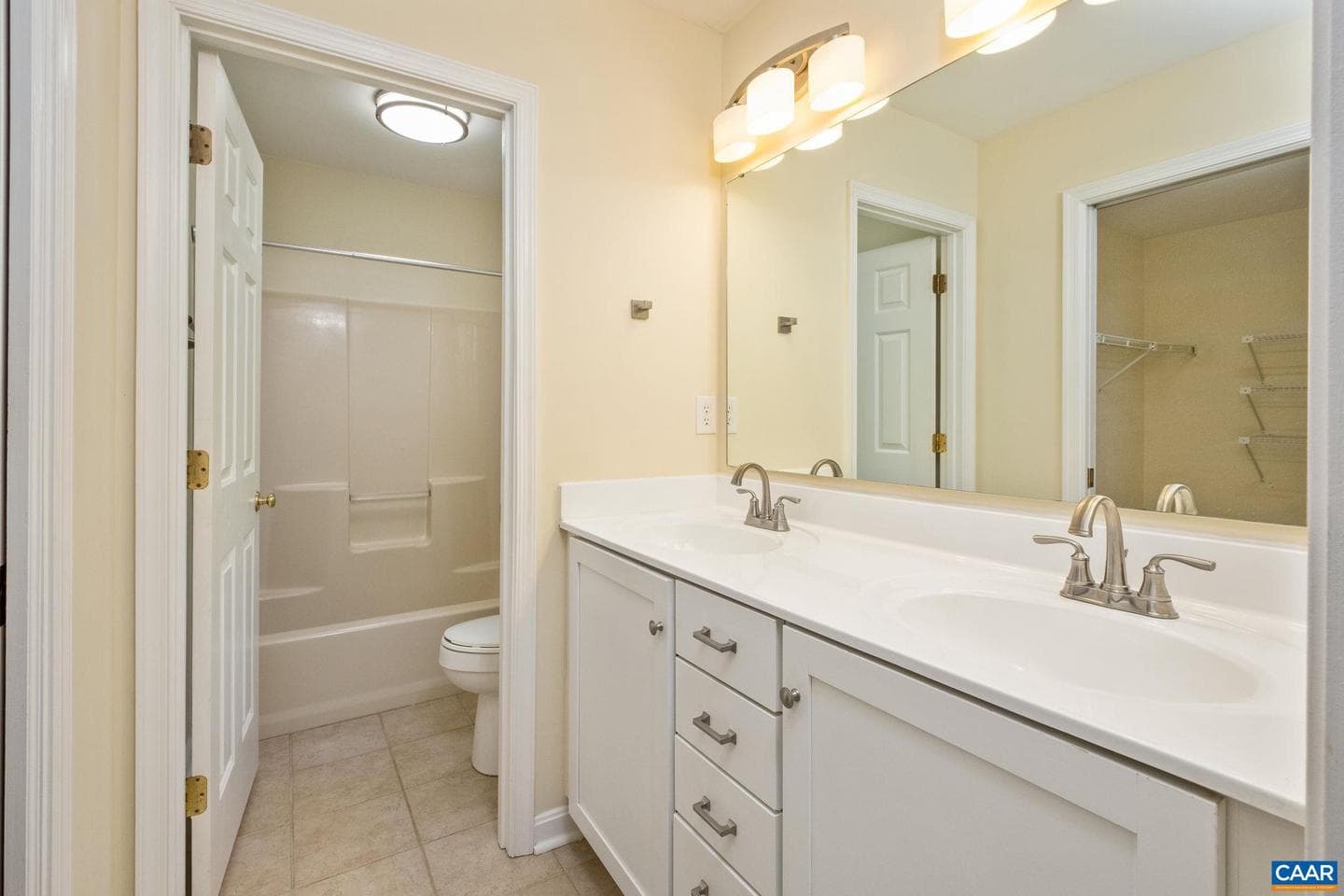 1700 Foxtail Pnes photo 15