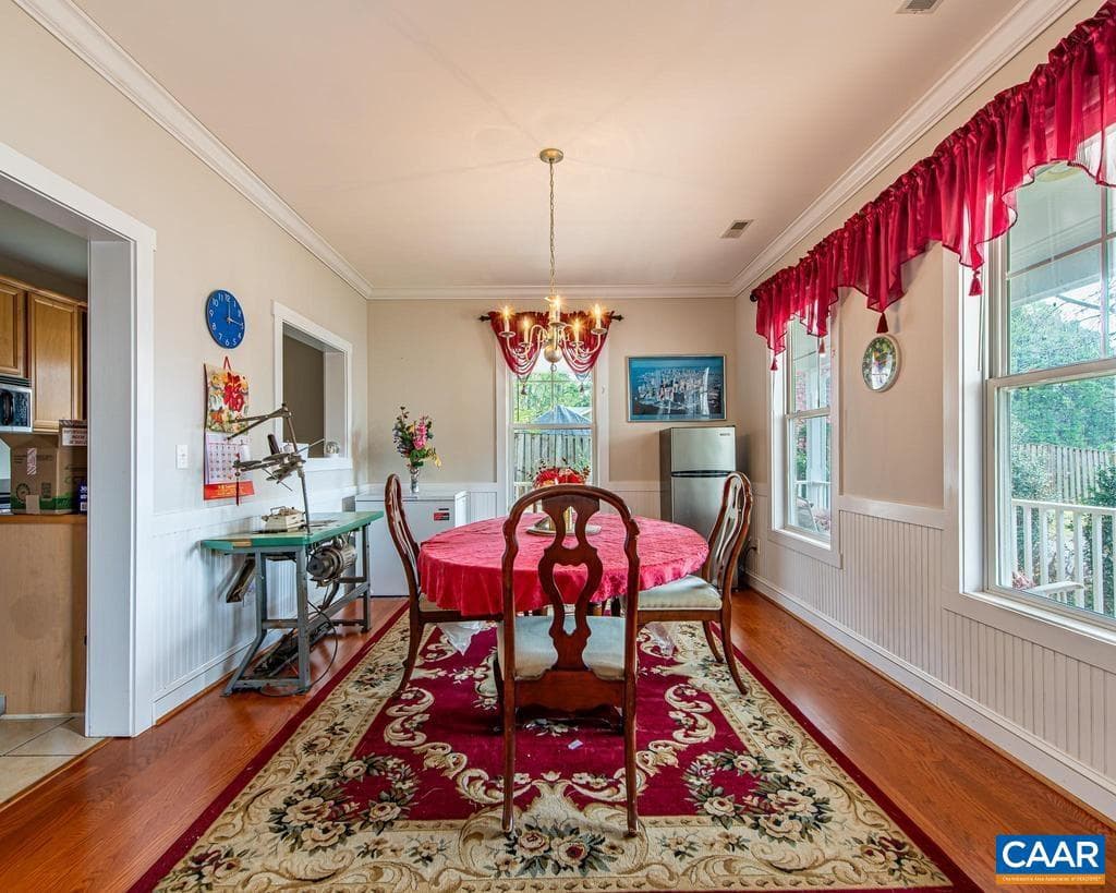 270 Remington Pl photo 10