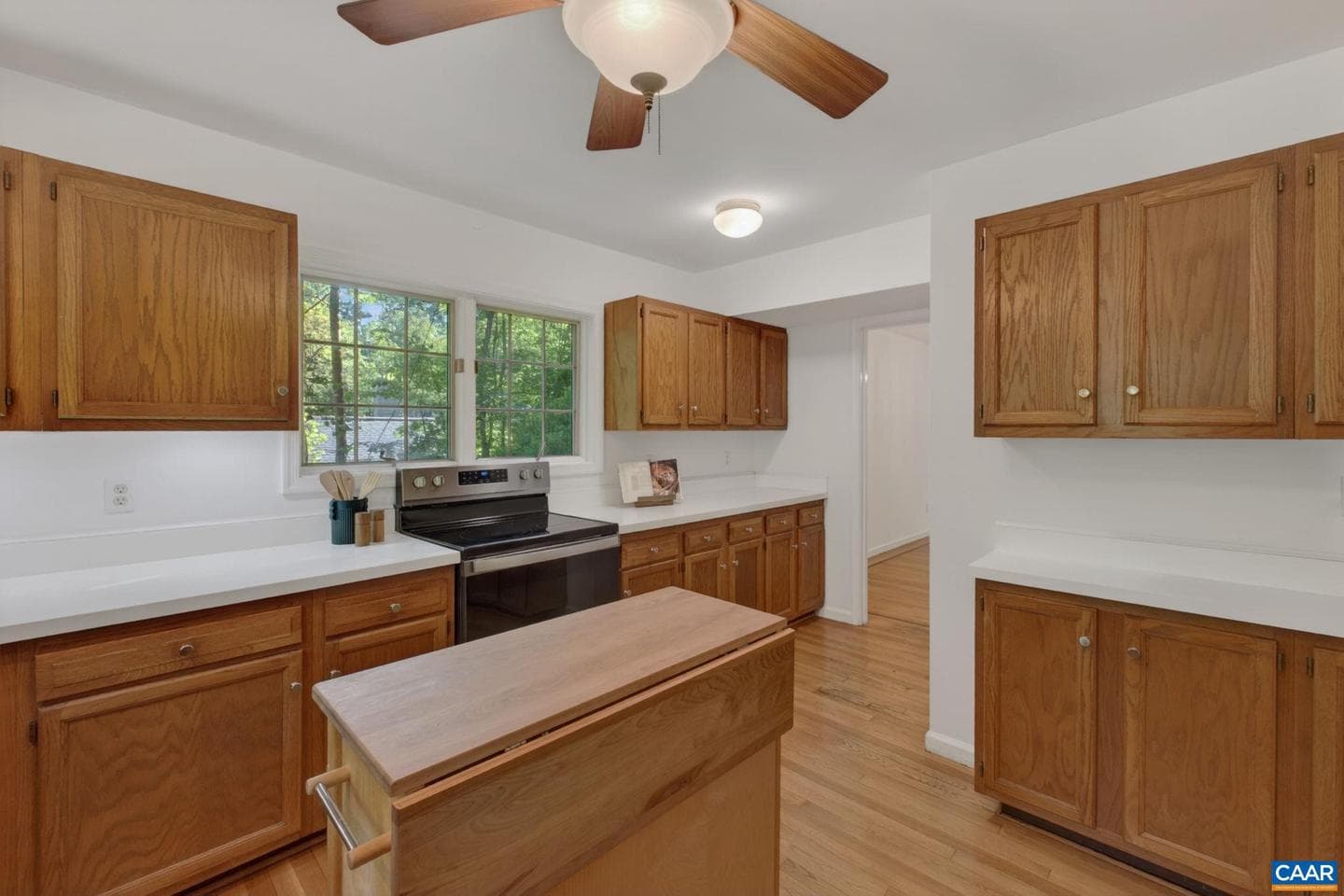 255 Homestead Ln photo 13