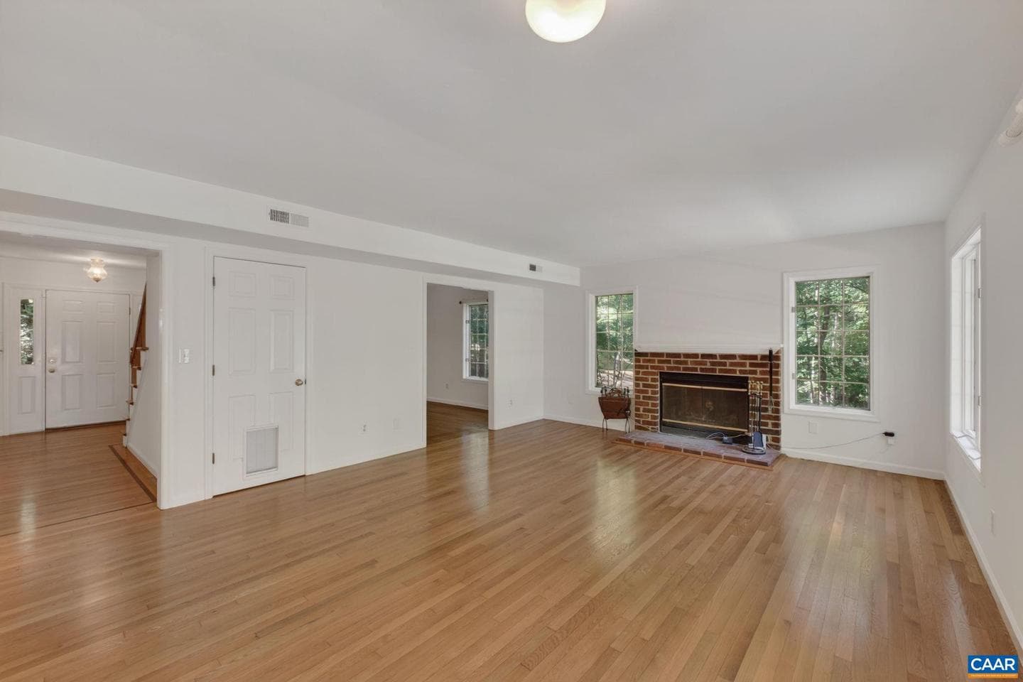 255 Homestead Ln photo 8